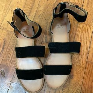 Frye Sandles NEVER WORN